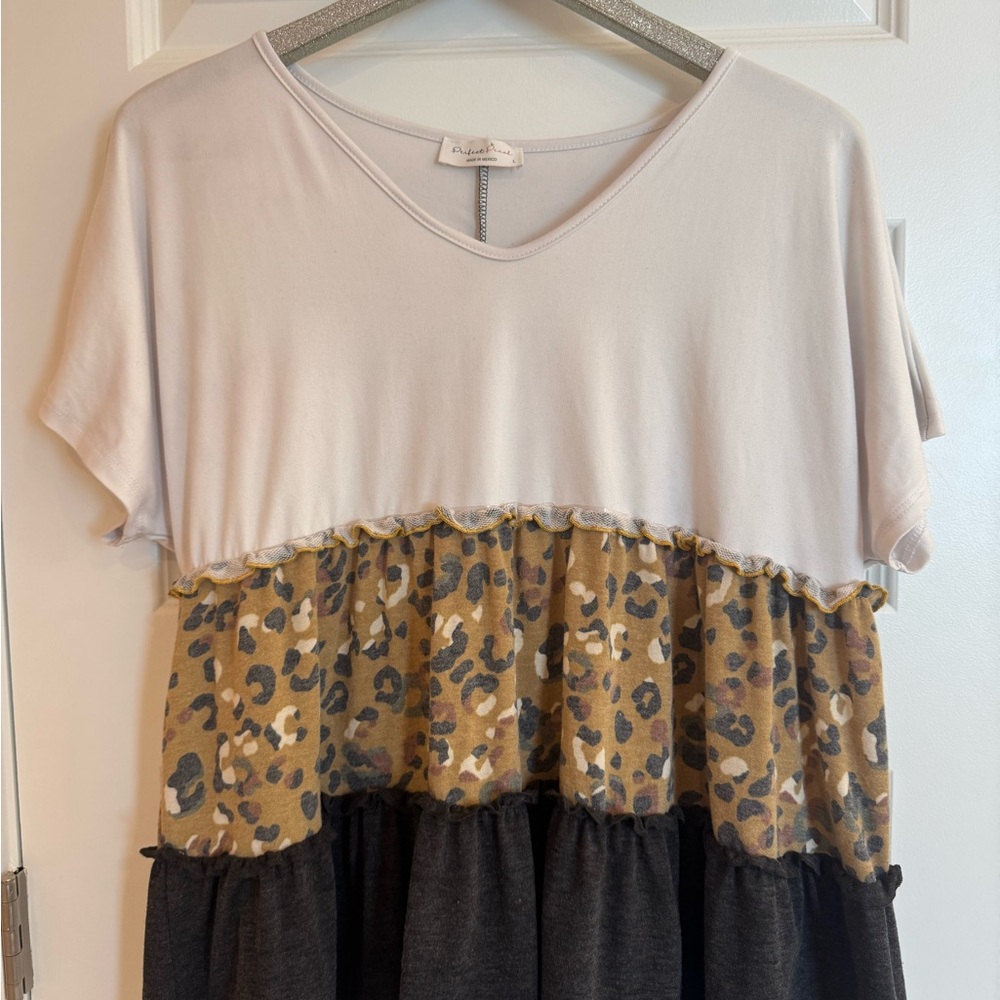 Umgee Cream and Leopard Print Color Block Top
